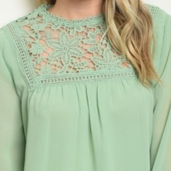 NWOT Crochet  Lace Detail Long Sleeve Blouse Top - Picture 2 of 4